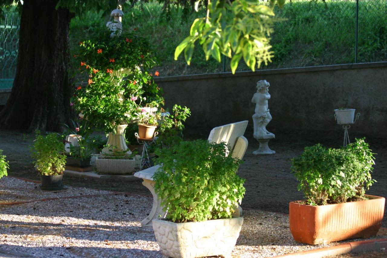 Villa Lilli 2 Ferrara Exterior photo
